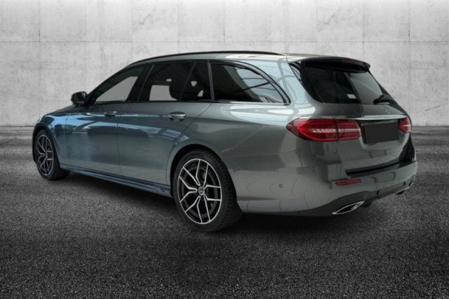 Mercedes-Benz E 220 d Mild hybrid S.W. AMG Line Advanced - foto 4 di 4