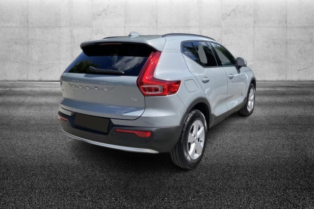 Volvo XC40 T2 automatico Essential - foto 4 di 4