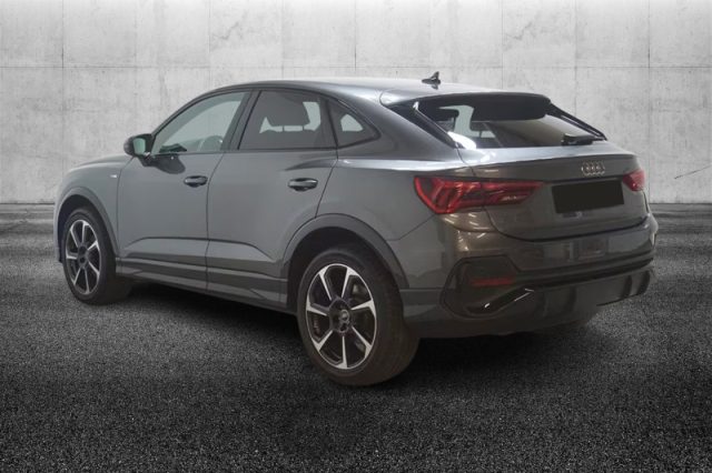 Audi Q3 SPB 35 TDI quattro S tronic S line edition - foto 4 di 4