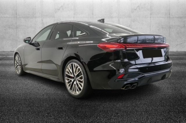 Audi A5 TDI 150 kW mHEV+ S tronic S Line edition - foto 3 di 4