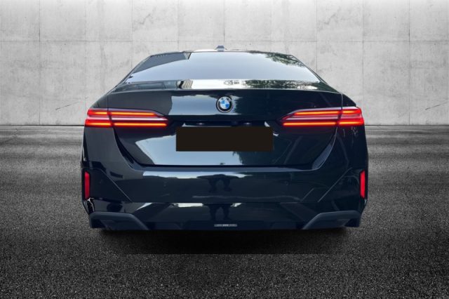 BMW 520 d 48V sDrive Msport - foto 4 di 4
