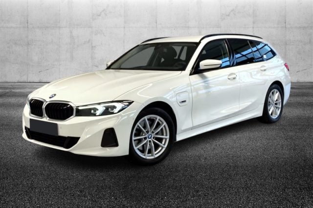 BMW 330 e Touring usato a PIEVE DI CENTO