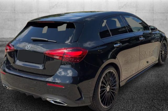 Mercedes-Benz A 200 d Automatic AMG Line Premium - foto 3 di 4