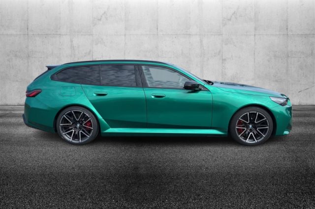 BMW M5 Touring - foto 3 di 8