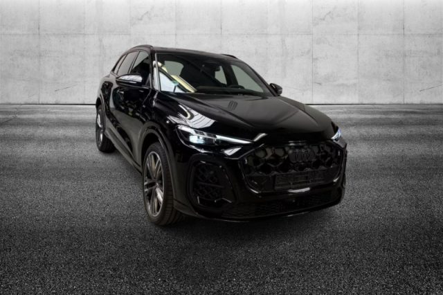 Audi Q5 TDI 150 kW mHEV+ S tronic quattro S line edition semestrale a PIEVE DI CENTO