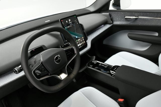 Volvo EX30 Twin Motor Performance AWD Plus Black Edition nuovo a PIEVE DI CENTO