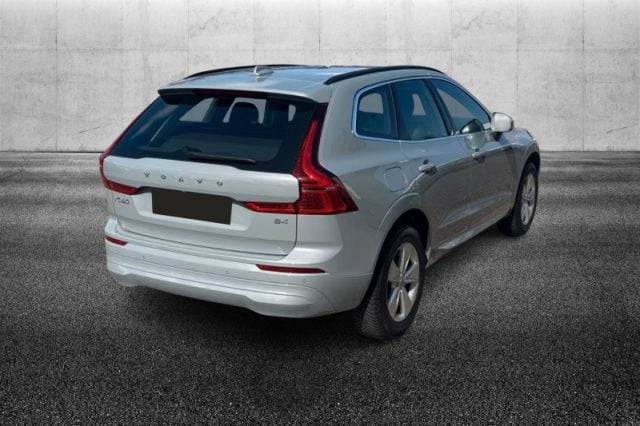 Volvo XC60 B4 automatico Core - foto 2 di 4