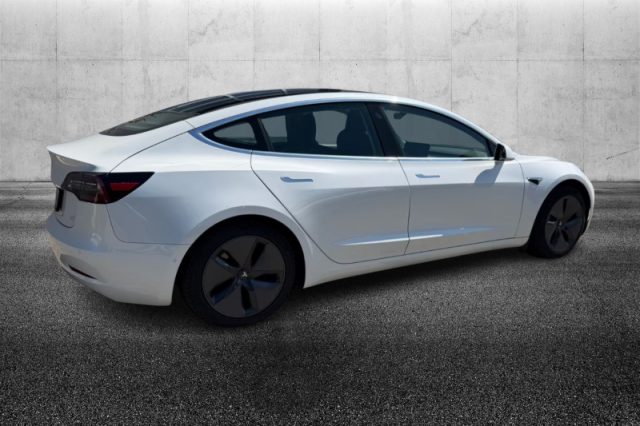 Tesla Model 3 Standard RWD Plus - foto 3 di 4