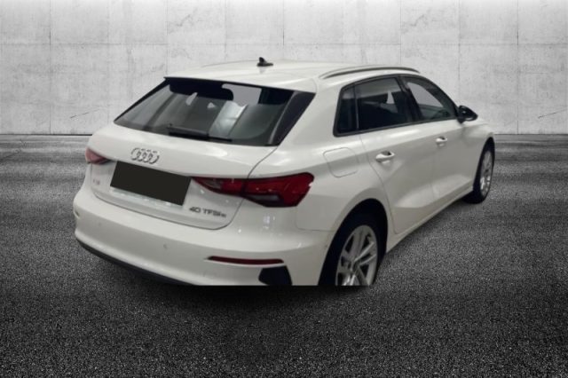 Audi A3 SPB 40 TFSI e S tronic - foto 2 di 4