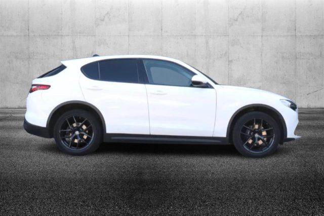Alfa Romeo Stelvio 2.0 Turbo 200 CV AT8 Q4 Super - foto 4 di 4