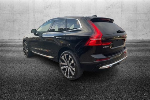 Volvo XC60 T6 Recharge Plug-in Hybrid AWD automatico Plus Br - foto 4 di 4
