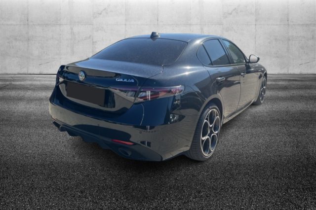 Alfa Romeo Giulia 2.0 Turbo 280 CV AT8 AWD Q4 Veloce - foto 3 di 4