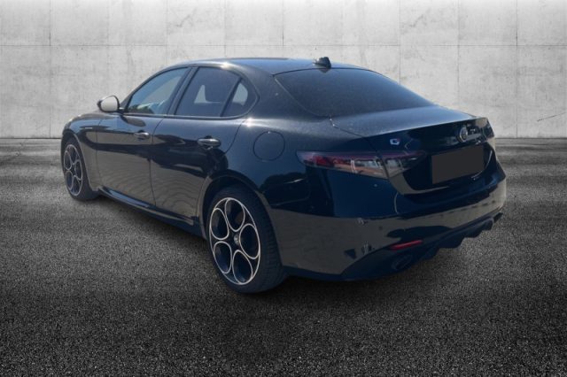 Alfa Romeo Giulia 2.0 Turbo 280 CV AT8 AWD Q4 Veloce - foto 4 di 4