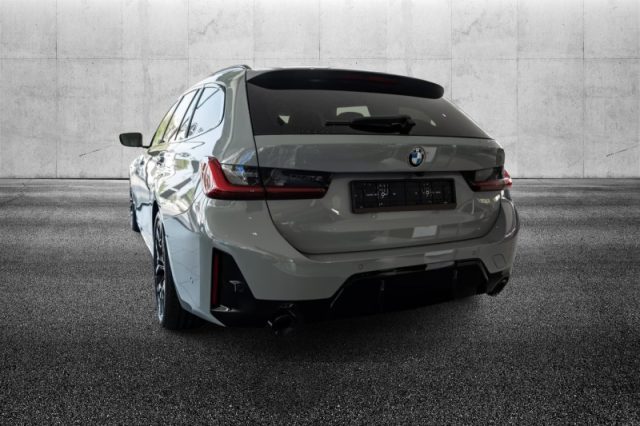 BMW 320 d 48V Touring Msport Pro - foto 3 di 4