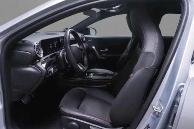 Mercedes-Benz A 220 d Automatic AMG Line Advanced Plus - foto 4 di 4