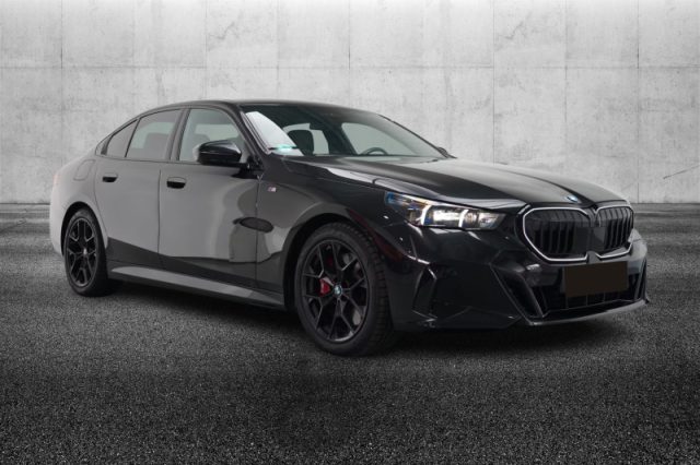 BMW 540 d 48V xDrive Msport Pro - foto 2 di 4
