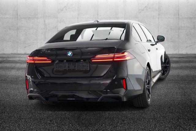 BMW 540 d 48V xDrive Msport Pro - foto 3 di 4