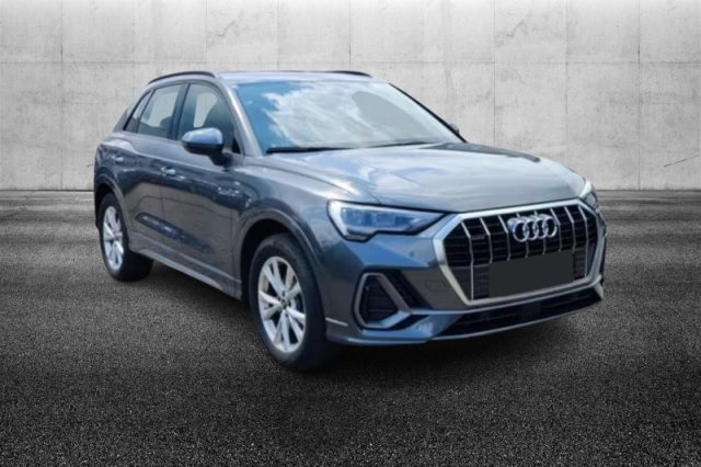 Audi Q3 35 TDI quattro S tronic S line edition - foto 2 di 4