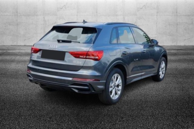 Audi Q3 35 TDI quattro S tronic S line edition - foto 3 di 4
