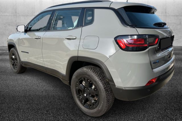 Jeep Compass 1.3 Turbo T4 240 CV PHEV AT6 4xe Overland - foto 2 di 4