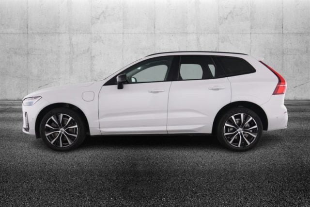 Volvo XC60 T8 Recharge Plug-in Hybrid AWD aut. Ultimate Dark - foto 4 di 4