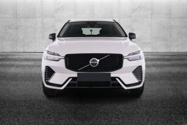 Volvo XC60 T8 Recharge Plug-in Hybrid AWD aut. Ultimate Dark - foto 3 di 4