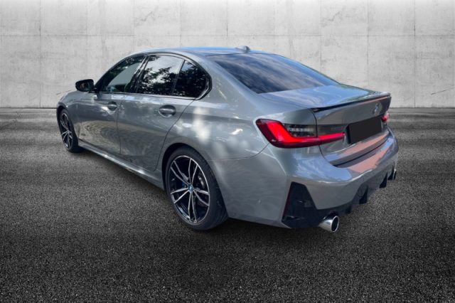 BMW 320 d 48V Msport - foto 4 di 4