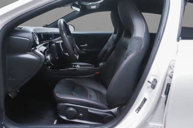 Mercedes-Benz A 220 d Automatic AMG Line Advanced Plus - foto 4 di 4