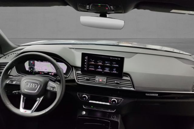 Audi Q5 SPB 50 TFSI e quattro S tronic S line - foto 3 di 4