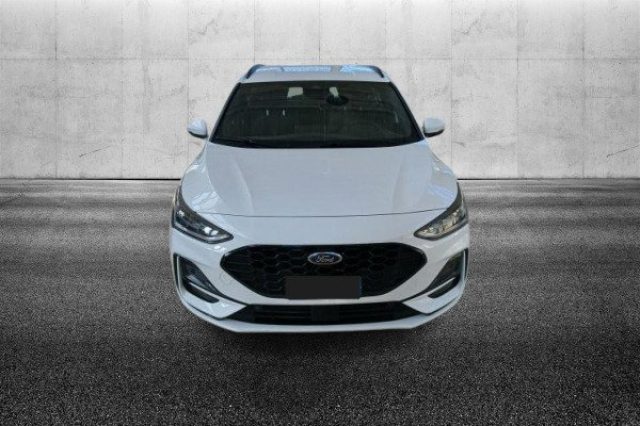 Ford Focus 1.0 EcoBoost Hybrid 125 CV SW ST-Line - foto 4 di 4