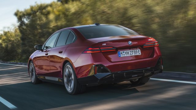 BMW 550 e xDrive - foto 4 di 4