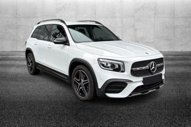 Mercedes-Benz GLB 200 Automatic Premium - foto 2 di 4