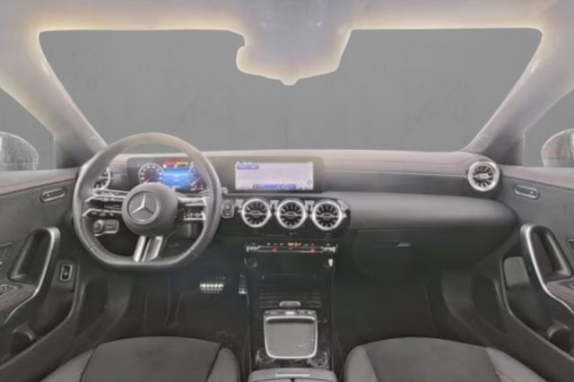 Mercedes-Benz CLA 180 d Automatic Shooting Brake AMG Line Premium - foto 3 di 4