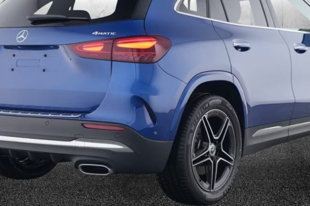 Mercedes-Benz GLA 220 d Automatic 4Matic AMG Line Premium - foto 4 di 4