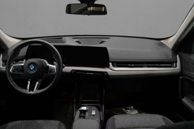BMW X1 xDrive 25e - foto 3 di 4