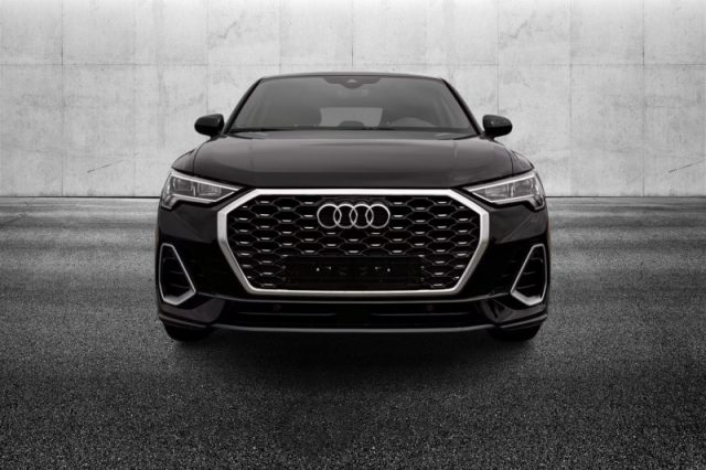 Audi Q3 SPB 35 TFSI S tronic S line edition - foto 4 di 4