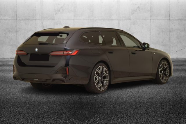 BMW 520 d 48V xDrive Touring Msport Pro - foto 4 di 4
