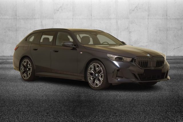 BMW 520 d 48V xDrive Touring Msport Pro - foto 2 di 4