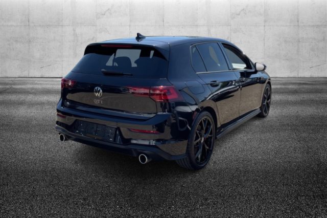 Volkswagen Golf 2.0 TSI DSG GTI - foto 3 di 8