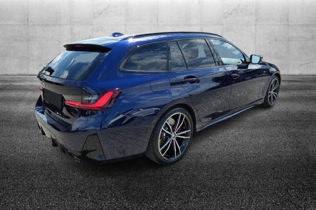 BMW 330 i xDrive Touring Msport Pro - foto 3 di 4