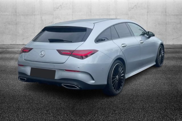 Mercedes-Benz CLA 200 d Automatic Shooting Brake AMG Line Premium - foto 3 di 4