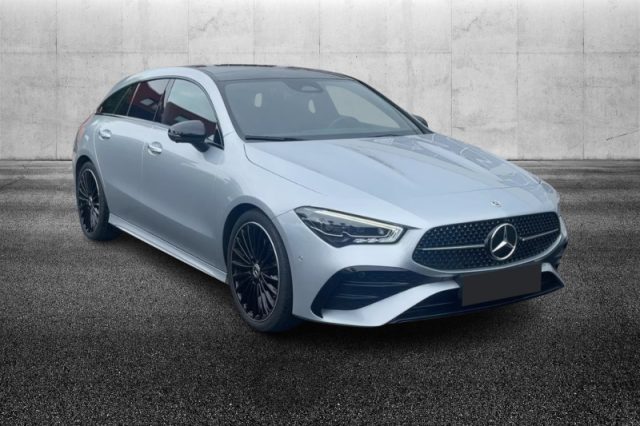Mercedes-Benz CLA 200 d Automatic Shooting Brake AMG Line Premium - foto 2 di 4