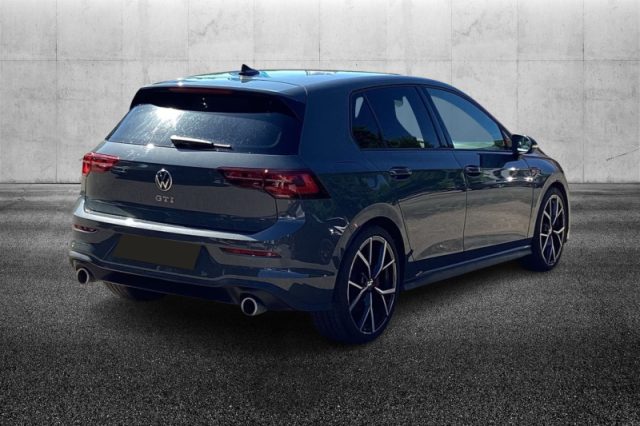 Volkswagen Golf 2.0 TSI DSG GTI - foto 4 di 8