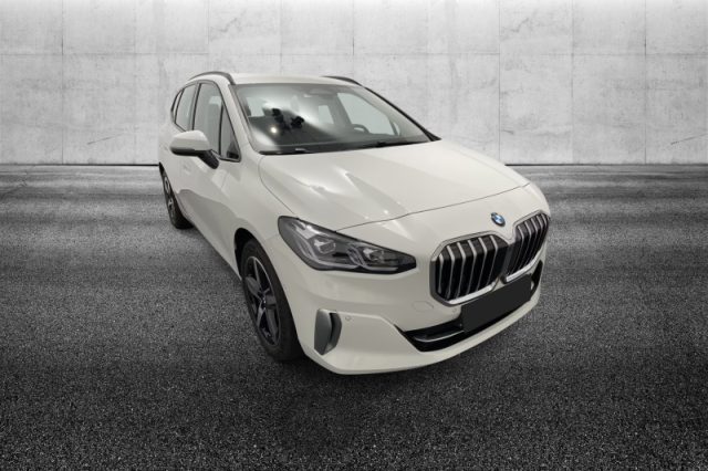 BMW 218 d Active Tourer - foto 2 di 4