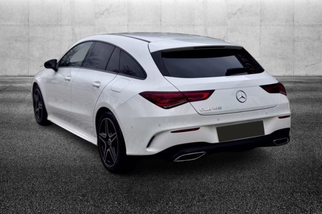 Mercedes-Benz CLA 180 Automatic Shooting Brake AMG Line Advanced Plus - foto 2 di 4