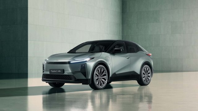 Toyota C-HR 55.7 kWh - foto 3 di 4