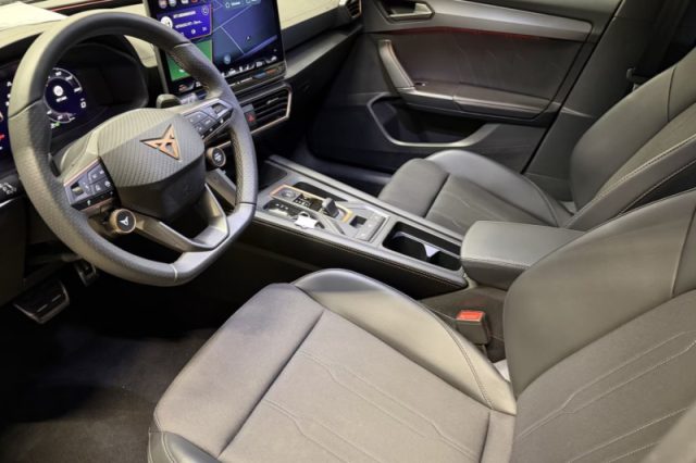 CUPRA Leon 1.5 Hybrid 150 CV DSG - foto 4 di 4