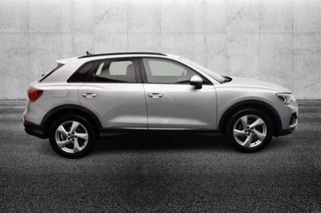 Audi Q3 35 TDI S tronic Business Advanced - foto 4 di 4