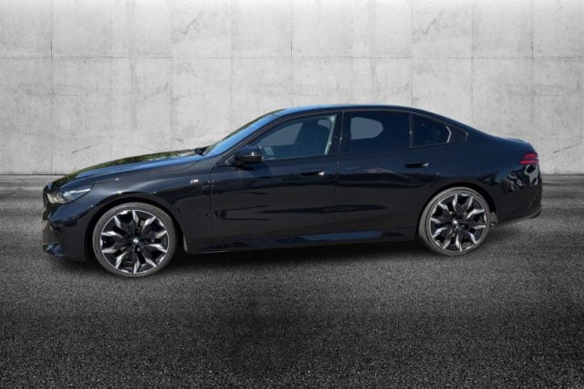 BMW 520 d 48V sDrive Msport Pro - foto 4 di 4