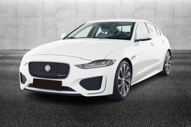 Jaguar XE 2.0 D 204 CV aut. R-Dynamic HSE usato a PIEVE DI CENTO